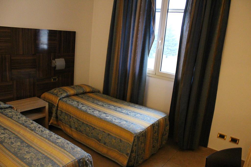 Hotel Riverside Modena