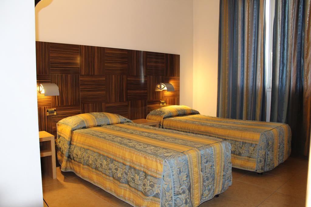 Hotel Riverside 4*